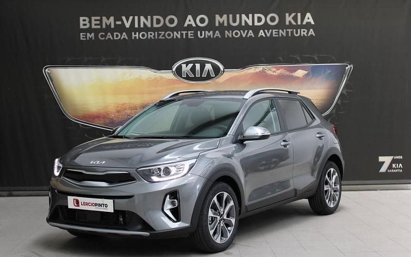 Cinza Usado 2024 Kia Stonic SUV | € 16.250 (Bom preço) - Imagem 1/4