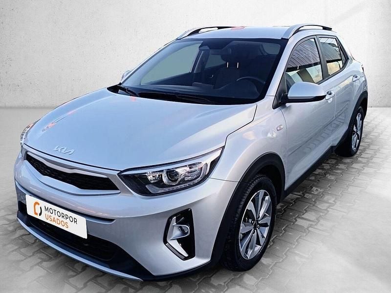 Cinza Usado 2025 Kia Stonic SUV | € 17.990 (Preço justo) - Imagem 1/4