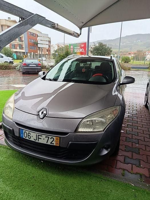 Usado 2010 Renault Mégane III Carrinha | € 2.950 (Super Preço) - Imagem 1/4