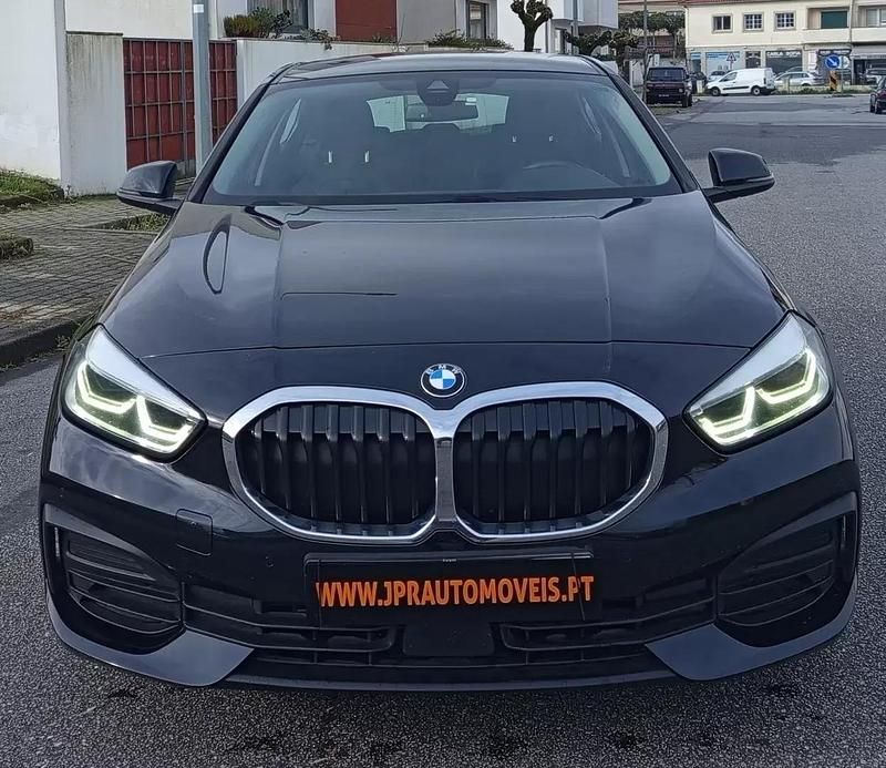 Usado BMW 116 116 HP (85 kW) 2021 Preto Citadino