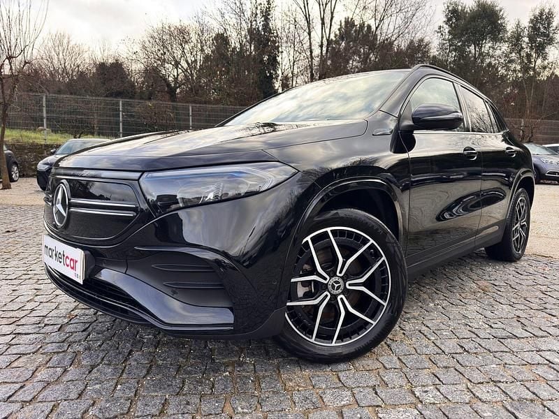 Preto Usado 2022 Mercedes EQA250 AMG line SUV | € 33.900 (Preço justo) - Imagem 1/4