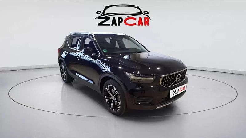 Usado Volvo XC40 Core 211 HP (155 kW) 2022 Preto SUV
