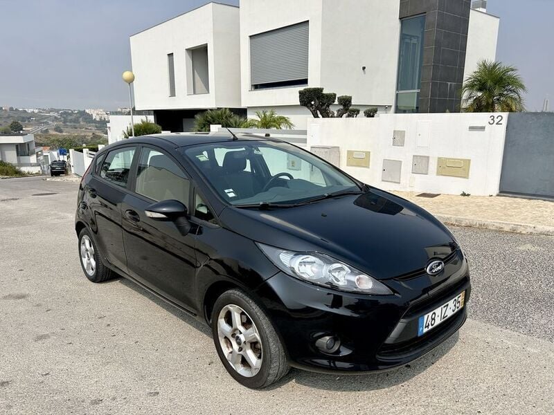 Usado 2010 Ford Fiesta Titanium Citadino | € 5.750 (Bom preço) - Imagem 1/4