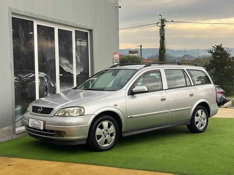 Cinzento Usado 2002 Opel Astra | € 3.500 (Caro) - Imagem 1/4