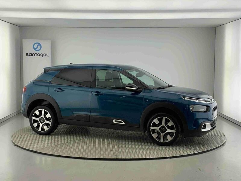 Azul Usado 2018 Citroën C4 Cactus PureTech Citadino | € 12.990 (Preço justo) - Imagem 1/4