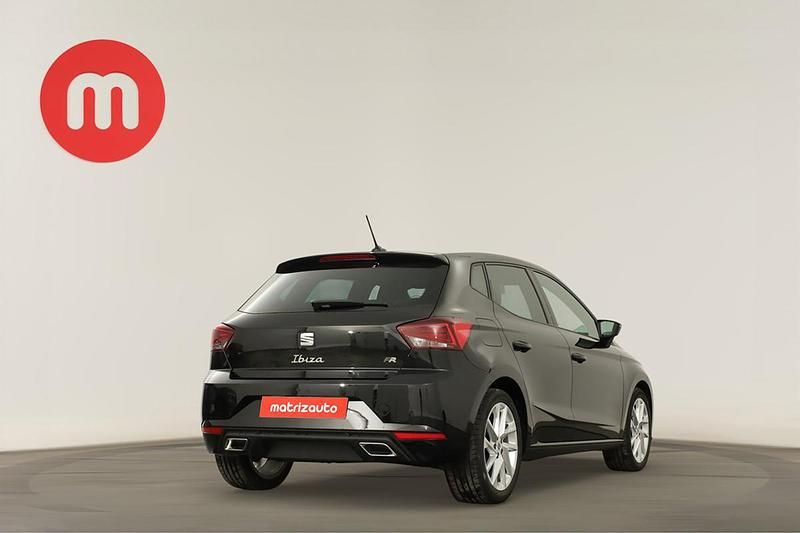 Usado Seat Ibiza FR 95 HP (69 kW) 2025 Preto Citadino