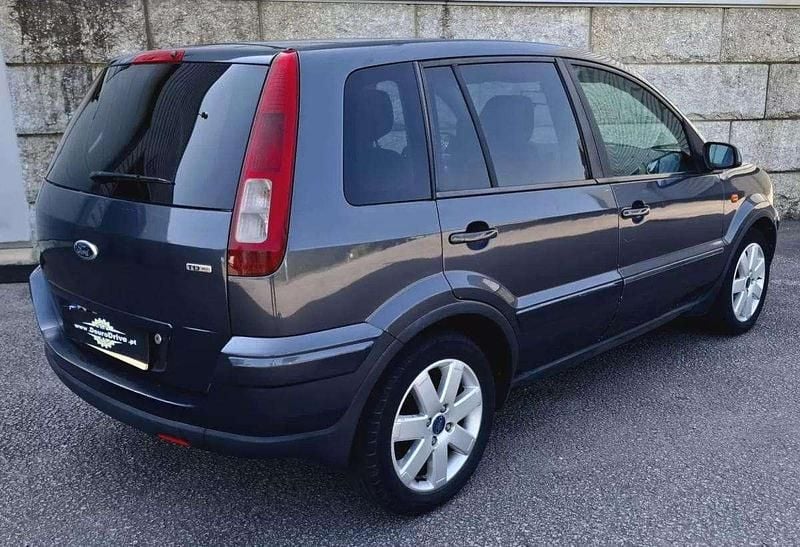 Usado Ford Fusion Trend 68 HP (50 kW) 2007 Cinza escuro Citadino