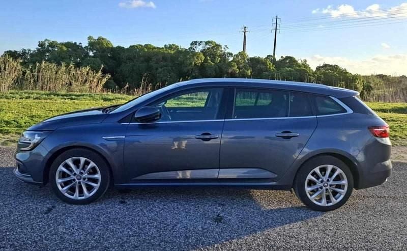 Usado Renault Mégane GrandTour 110 HP (80 kW) 2016 Azul Carrinha
