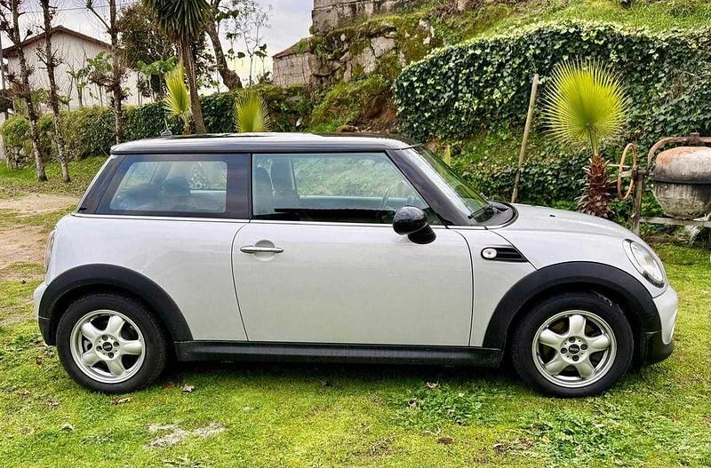 Usado Mini Cooper D 112 HP (82 kW) 2010 Citadino