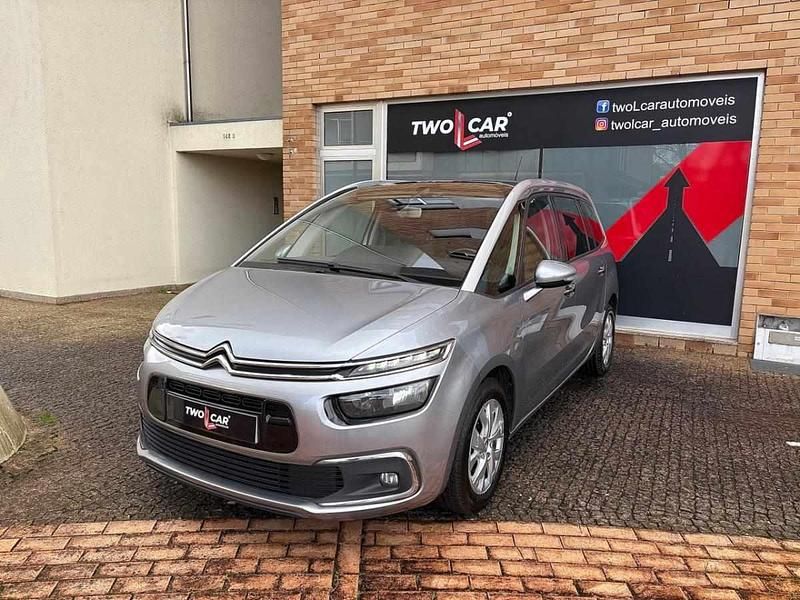 Cinzento Usado 2017 Citroën C4 Picasso Monovolume | € 11.450 (Preço justo) - Imagem 1/4
