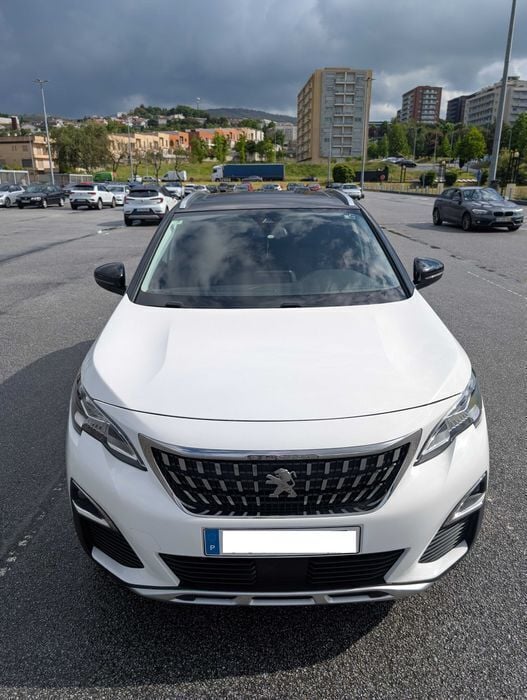 Branco Usado 2018 Peugeot 3008 Allure Sedan | € 18.000 (Preço justo) - Imagem 1/4