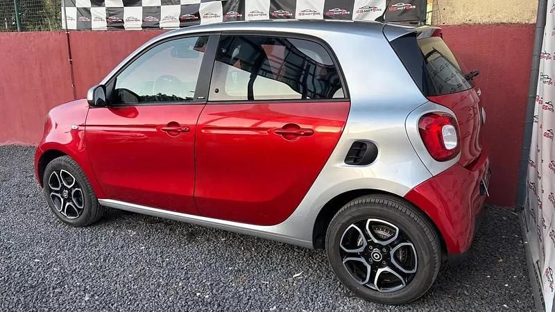 Usado Smart ForFour Passion 71 HP (52 kW) 2016 Vermelho Citadino