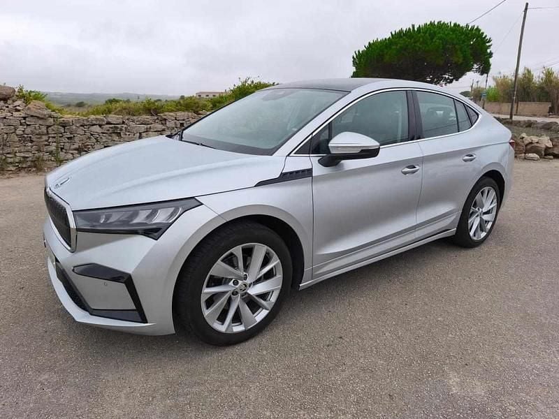 Cinzento Usado 2024 Skoda Enyaq iV SUV | € 39.500 (Preço justo) - Imagem 1/4