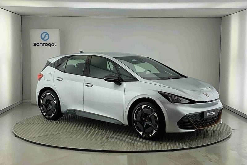 Cinzento Novo 2025 Cupra Born e-Boost Citadino | € 37.490 (Caro) - Imagem 1/4