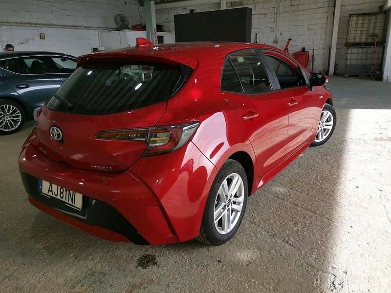 Usado Toyota Corolla Comfort 122 HP (89 kW) 2021 Vermelho