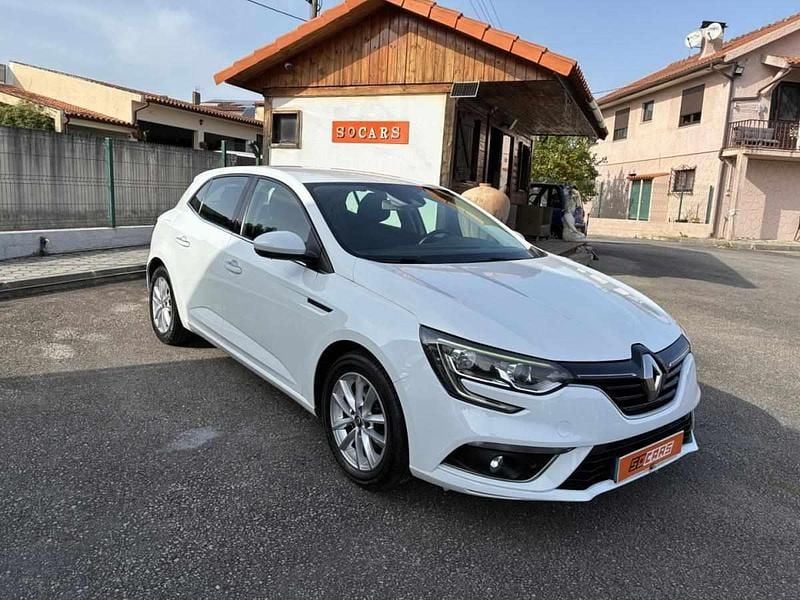 Usado Renault Mégane III 100 HP (73 kW) 2016 Branco