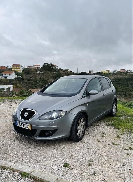 Usado 2008 Seat Altea Sedan | € 4.250 - Imagem 1/4
