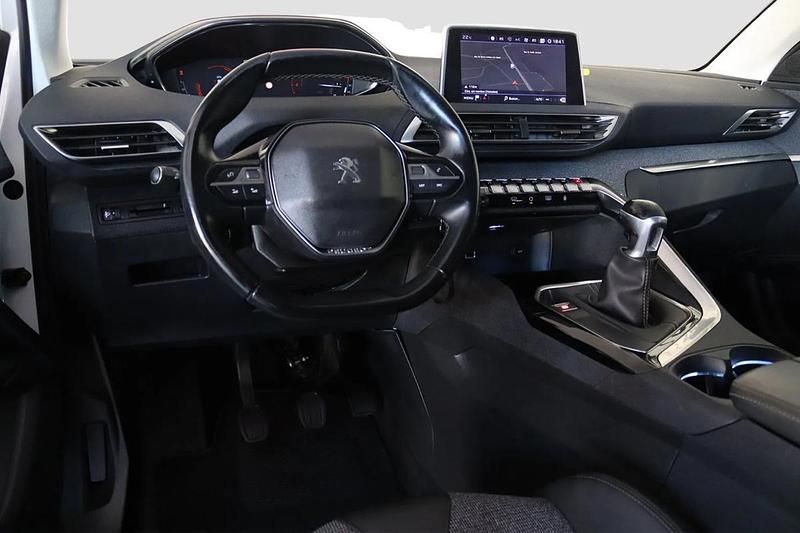 Usado Peugeot 3008 Allure 130 HP (95 kW) 2019 Cinza SUV