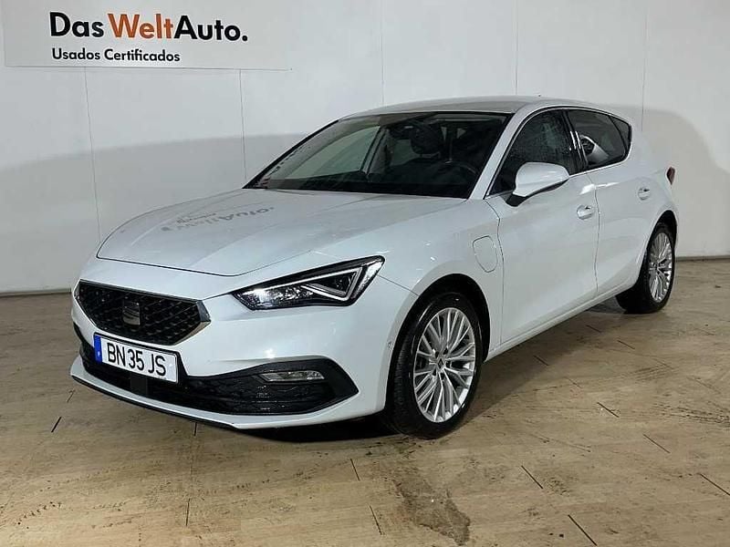 Branco Usado 2024 Seat Leon | € 27.990 - Imagem 1/4
