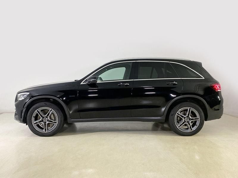 Usado Mercedes GLC300 306 HP (225 kW) 2021 Preto SUV