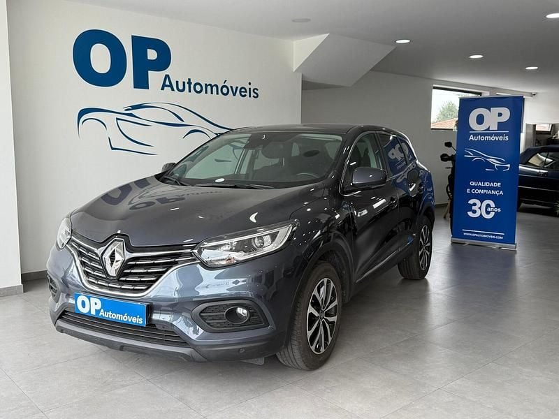 Cinzento Usado 2022 Renault Kadjar Equilibre SUV | € 21.750 (Preço justo) - Imagem 1/4