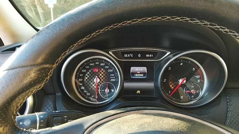 Usado 2016 Mercedes A180 Sedan | € 16.500 (Preço elevado) - Imagem 1/4