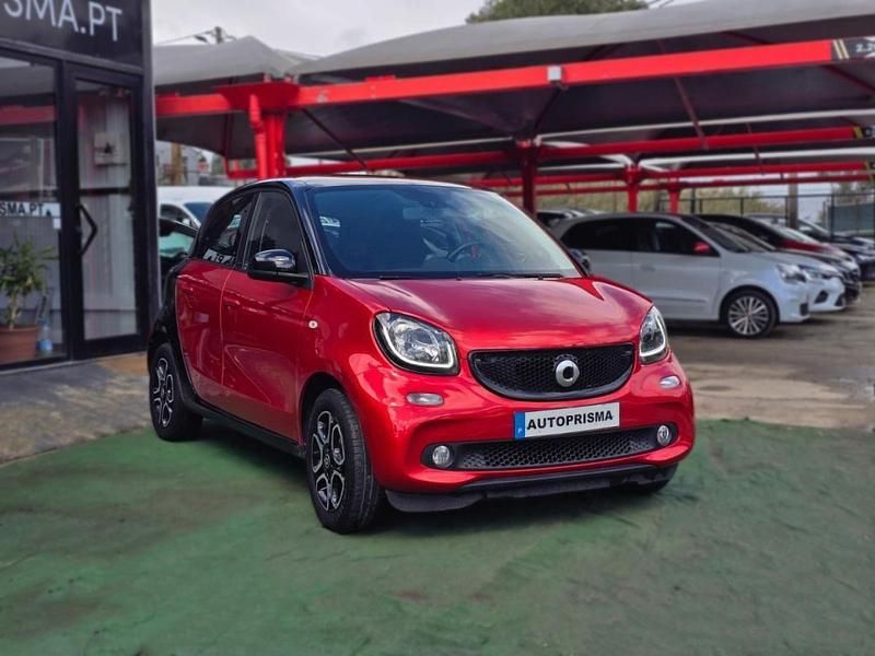 Usado Smart ForFour Prime 90 HP (66 kW) 2016 Vermelho Citadino