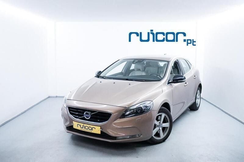 Outra Usado 2014 Volvo V40 Carrinha | € 13.950 (Bom preço) - Imagem 1/4