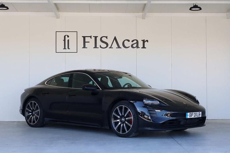 Preto Usado 2020 Porsche Taycan 4S Sedan | € 59.500 (Preço justo) - Imagem 1/4