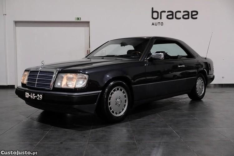 Preto Usado 1989 Mercedes 230 Coupé | € 8.900 - Imagem 1/1