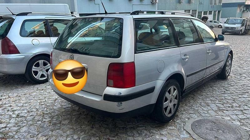 Usado 2000 VW Passat Sedan | € 3.000 - Imagem 1/4