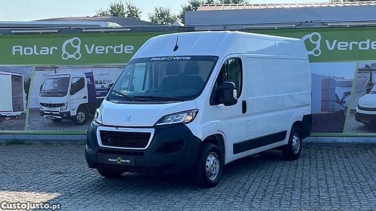 Branco Usado 2022 Peugeot Boxer Van | € 22.500 (Preço justo) - Imagem 1/1