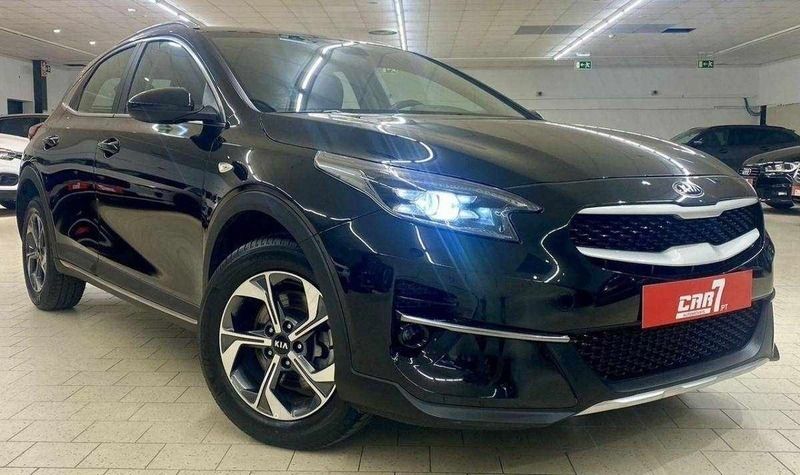 Preto Usado 2022 Kia XCeed SUV | € 19.250 (Preço justo) - Imagem 1/4