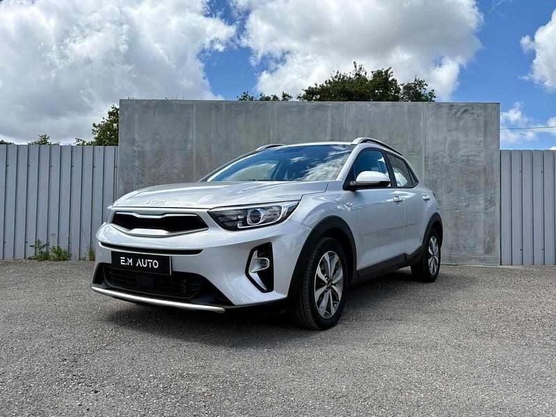Cinzento Usado 2022 Kia Stonic SUV | € 16.290 (Preço justo) - Imagem 1/4
