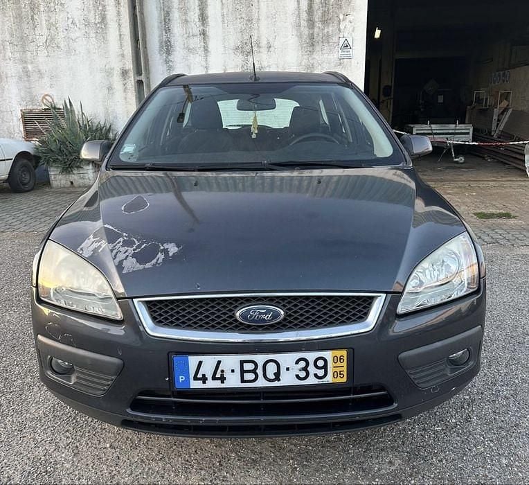 Usado Ford Focus 90 HP (66 kW) 2006 Sedan
