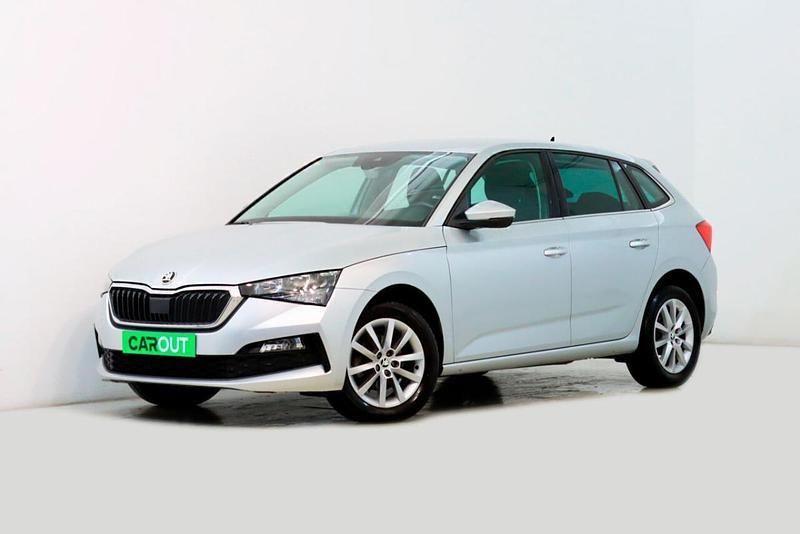 Cinzento Usado 2022 Skoda Scala Citadino | € 15.450 (Preço justo) - Imagem 1/4
