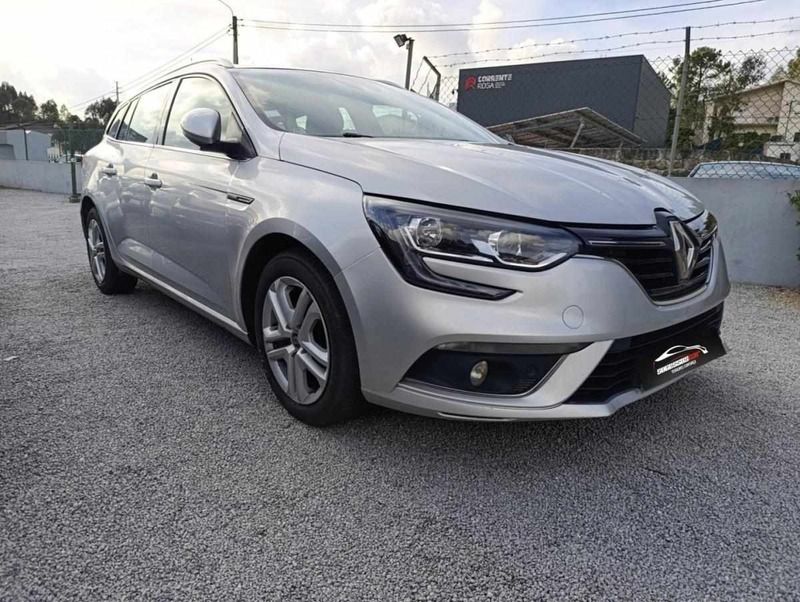 Cinzento Usado 2020 Renault Mégane IV Carrinha | € 15.000 (Super Preço) - Imagem 1/4