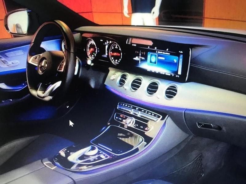 Usado Mercedes E220 AMG 194 HP (142 kW) 2017 Sedan