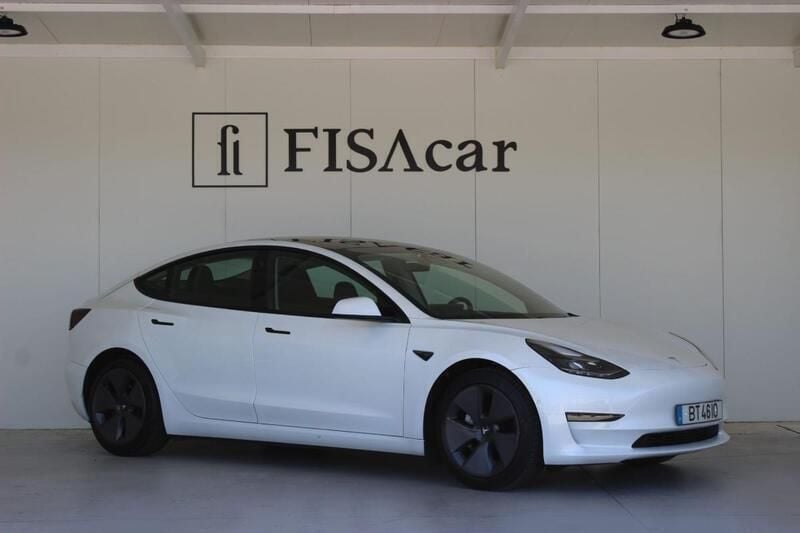 Branco Usado 2021 Tesla Model 3 Long Range Sedan | € 29.900 (Bom preço) - Imagem 1/4