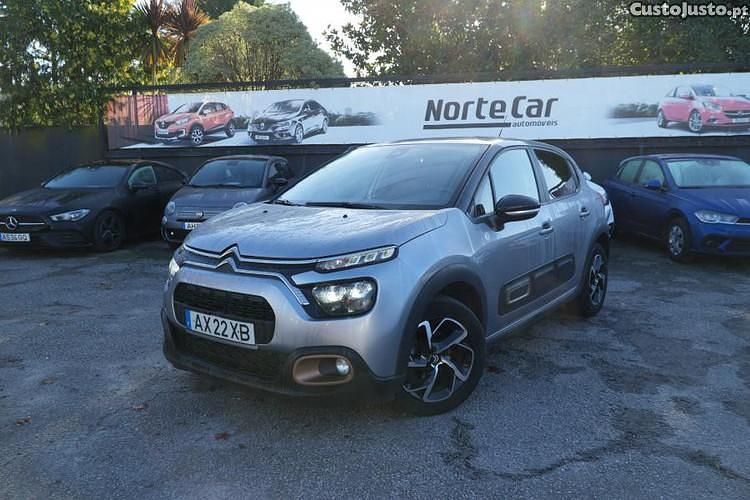 Branco Usado 2023 Citroën C3 PureTech Citadino | € 12.250 (Bom preço) - Imagem 1/1