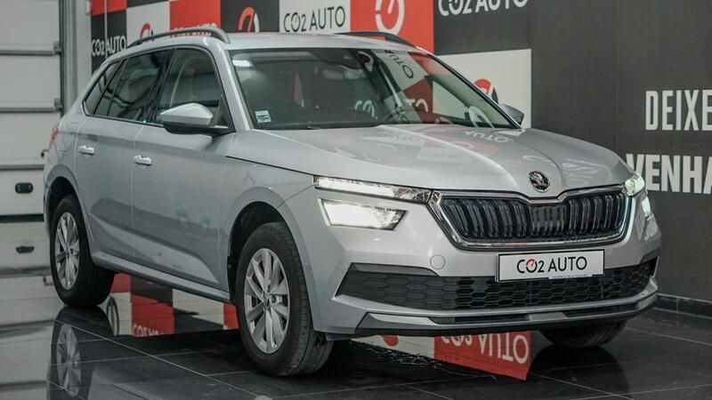 Cinzento Usado 2023 Skoda Kamiq SUV | € 19.900 - Imagem 1/4
