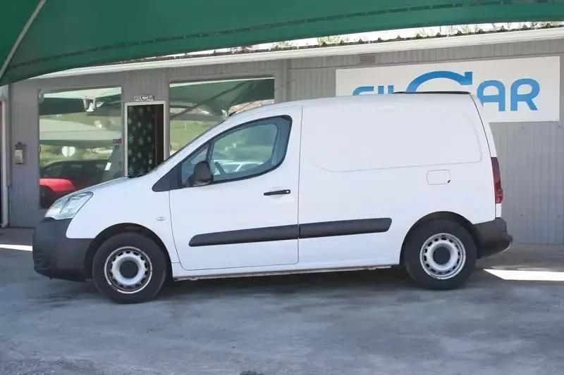 Usado Citroën Berlingo 100 HP (73 kW) 2017 Branco Monovolume