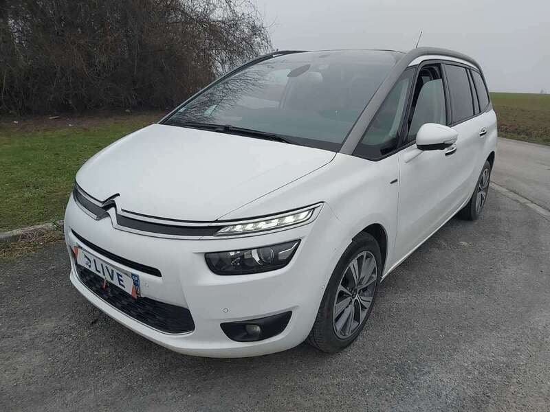 Branco Usado 2016 Citroën Grand C4 Picasso Exclusive Monovolume | € 17.450 - Imagem 1/4