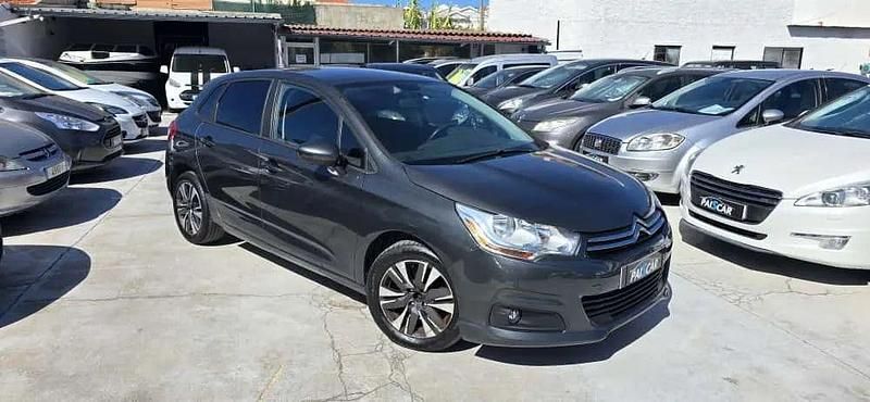 Usado Citroën C4 Business Class 110 HP (80 kW) 2012 Cinzento