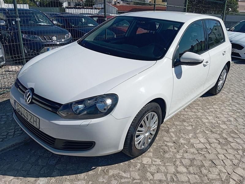 Branco Usado 2012 VW Golf VII Trendline | € 8.900 (Super Preço) - Imagem 1/4