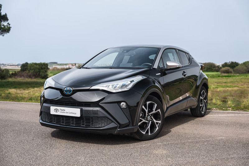 Preto (pintura metalizada) Usado 2021 Toyota C-HR SUV | € 27.250 (Preço justo) - Imagem 1/4