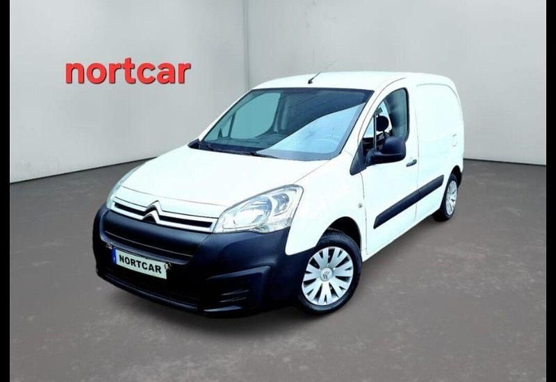 Branco Usado 2017 Citroën Berlingo Monovolume | € 9.900 (Preço justo) - Imagem 1/4