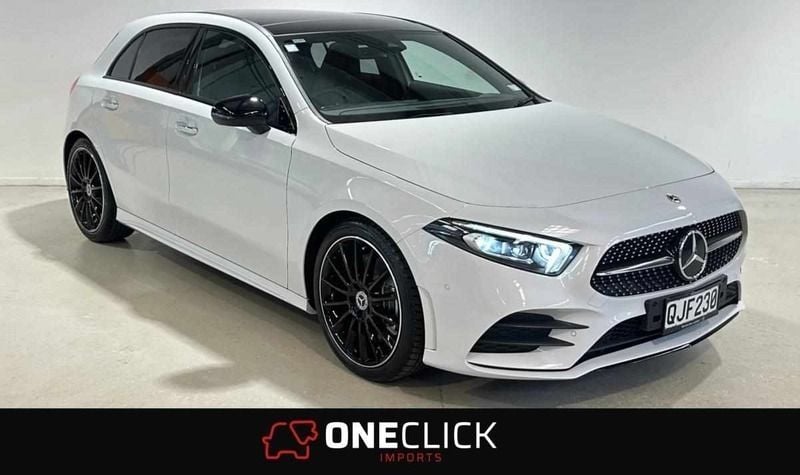 Preto Usado 2023 Mercedes 250 Coupé | € 33.351 - Imagem 1/4