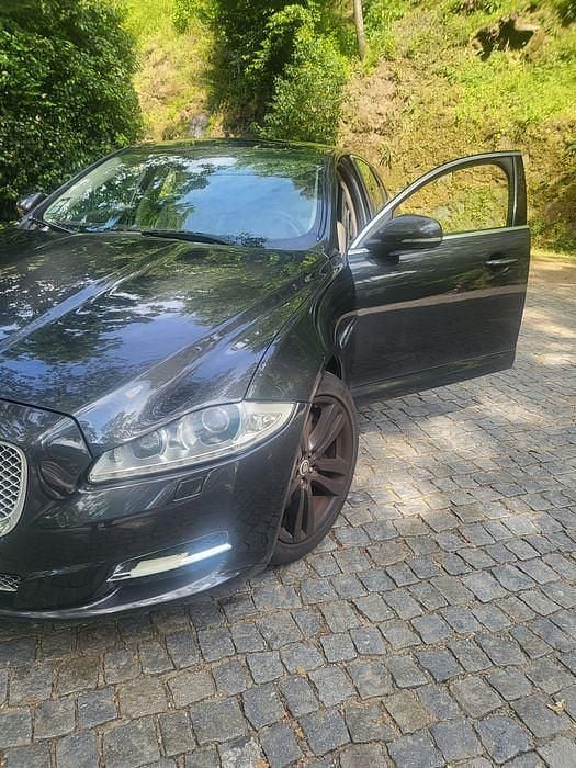 Usado 2013 Jaguar XJ Sedan | € 26.000 - Imagem 1/4