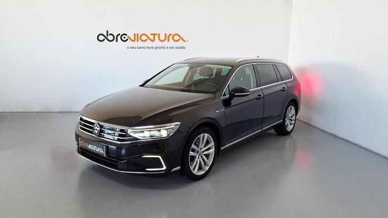 Preto Usado 2021 VW Passat GTE Carrinha | € 24.500 (Preço elevado) - Imagem 1/4